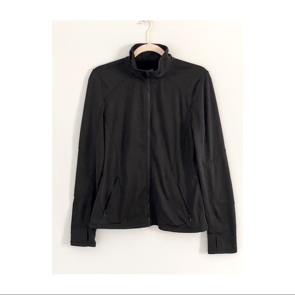 Lark & Ro Runners Sweater
